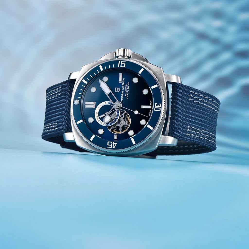 Pagani Design Infinity Blue - Case and bracelet