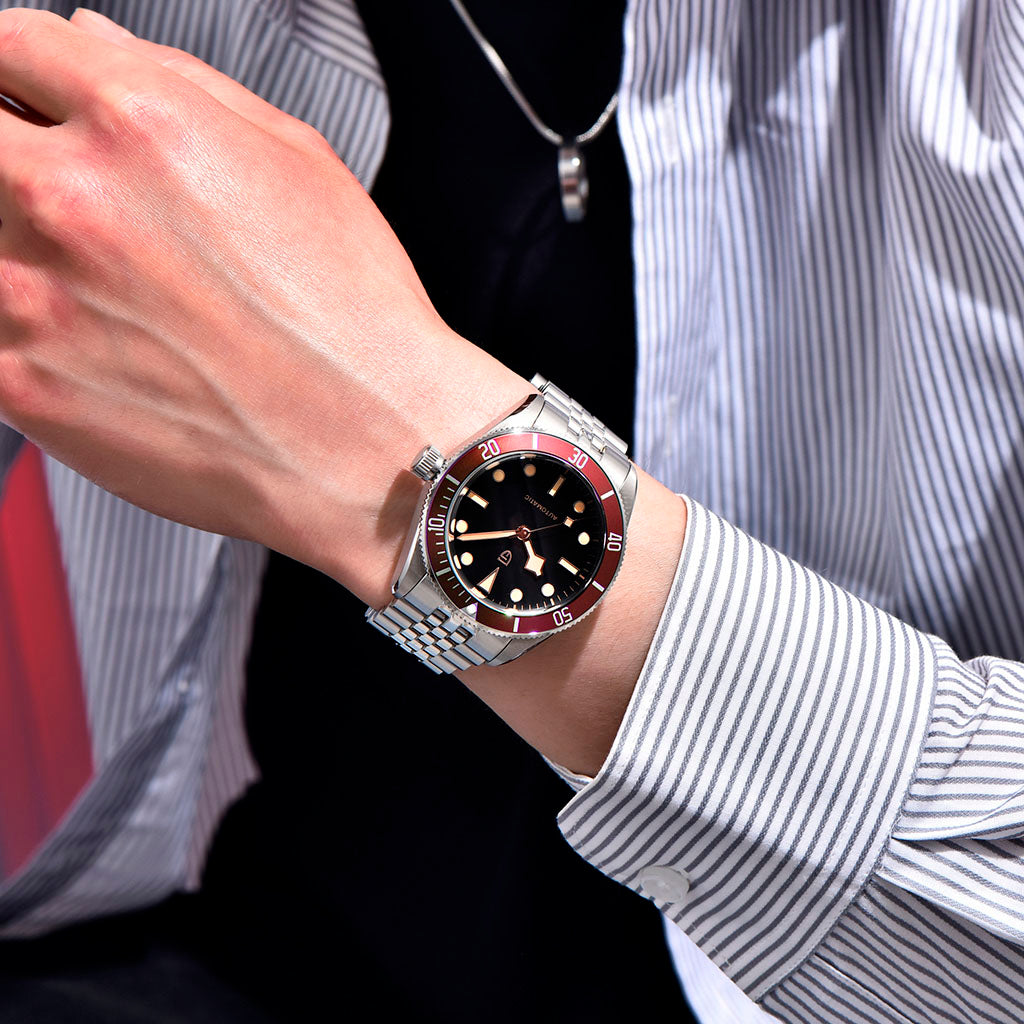 Pagani Design Cruise Red - Case and bracelet
