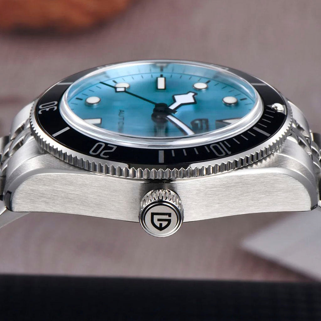 Pagani Design Cruise Turquoise - On the wrist