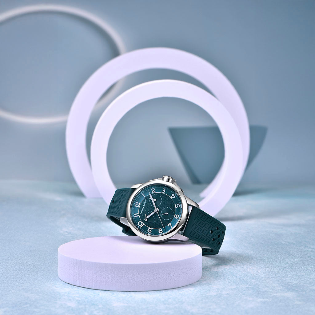 Pagani Design Flow Blue - On the wrist