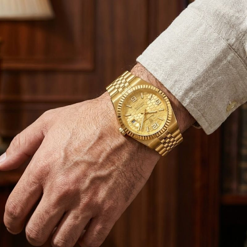 Poedagar Altieri Gold - On the wrist