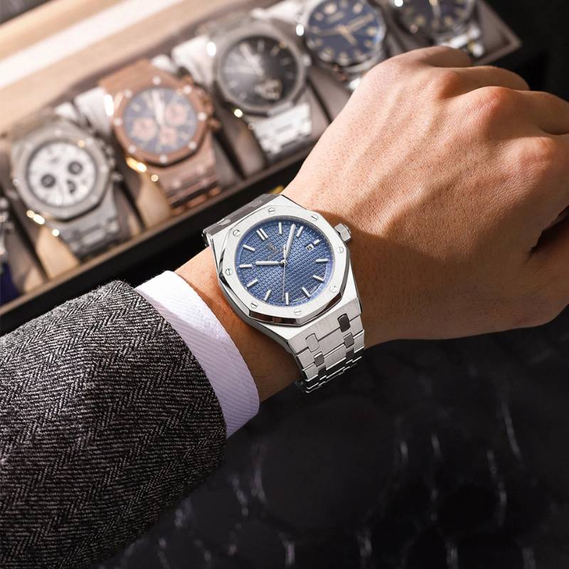 Poedagar Deluxe Octagon Silver Blue - On the wrist