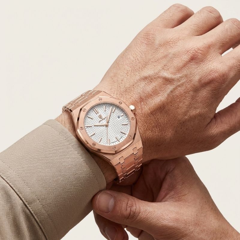 Poedagar Deluxe Octagon Rosé White - On the wrist