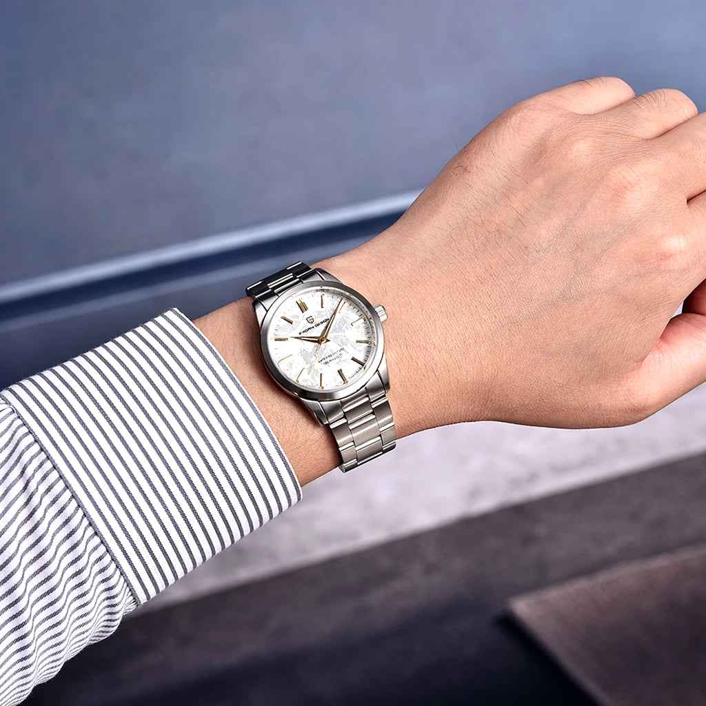 Pagani Design Meritus Marfim - On the wrist