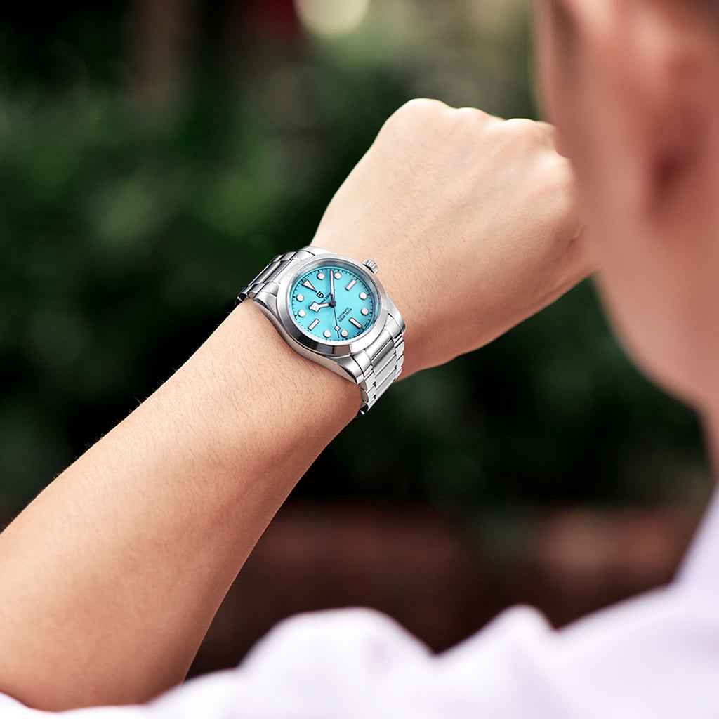 Pagani Design Columbus Mint - On the wrist