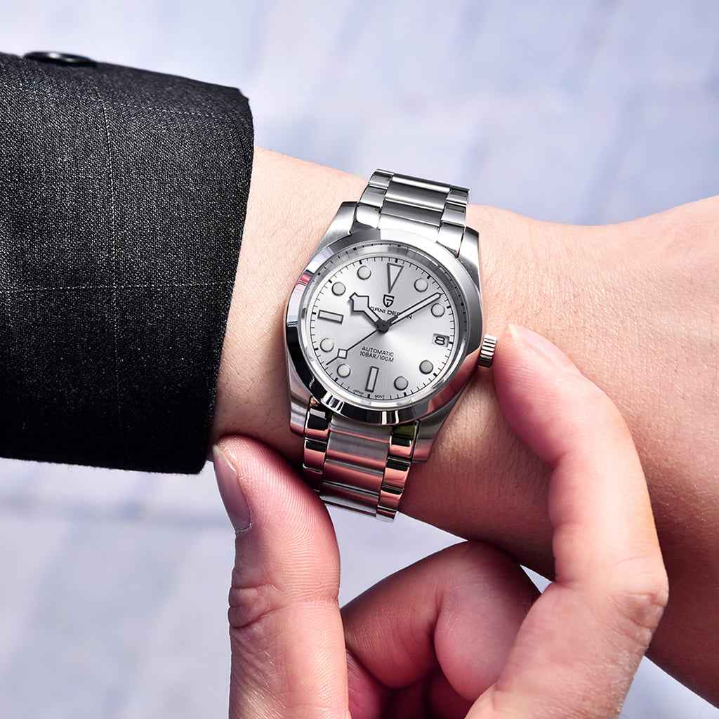Pagani Design Columbus White - On the wrist