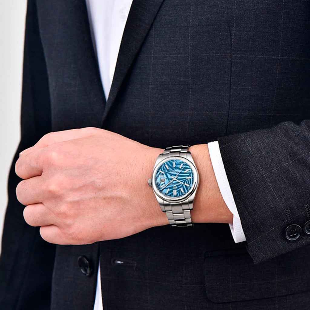 Pagani Design Leaf Blue - On the wrist