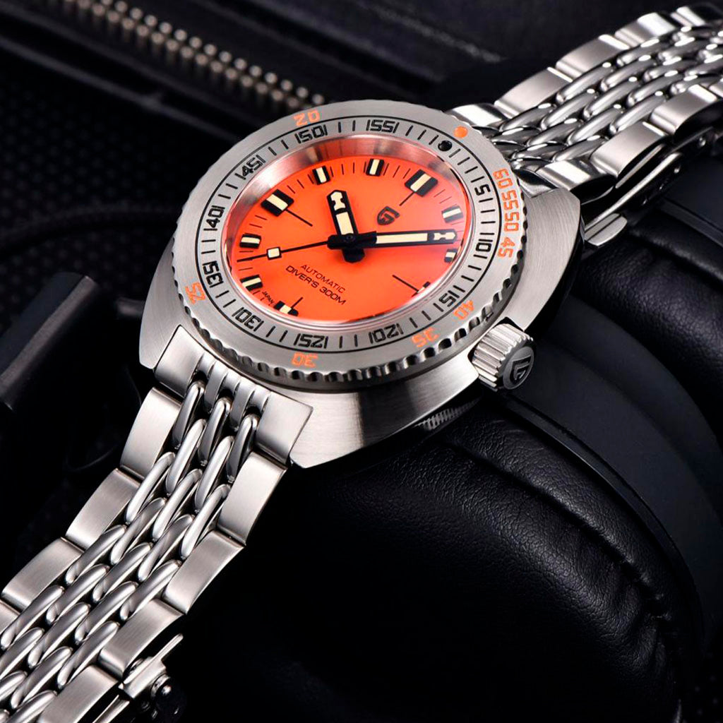 Pagani Design Turtle Orange - On the wrist