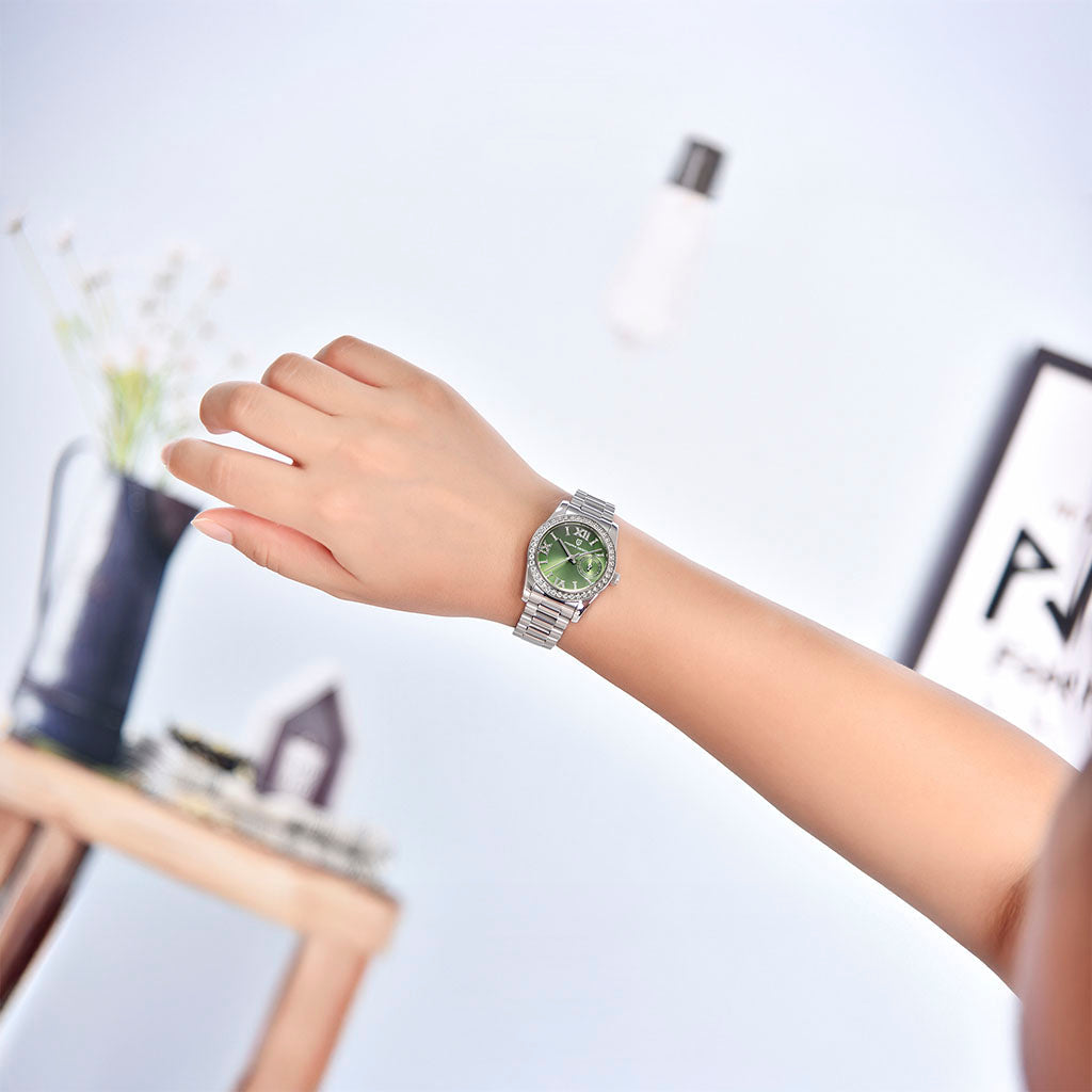 Women's Watch Pagani Design Lily Green - On the wrist