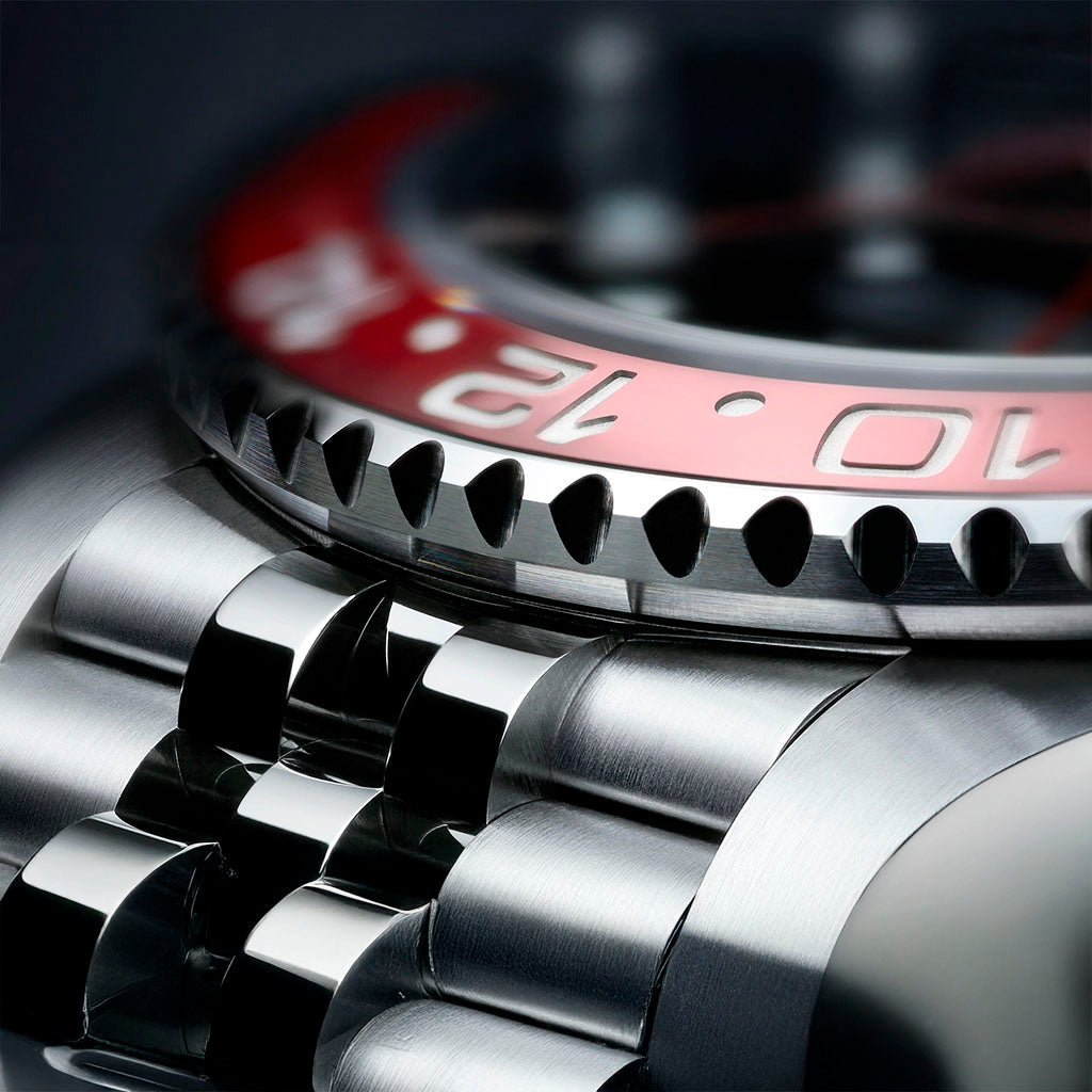 Pagani Design Pantheon Red - Dial