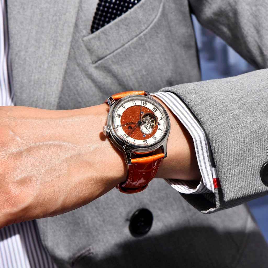 Pagani Design Strasbourg Orange - On the wrist